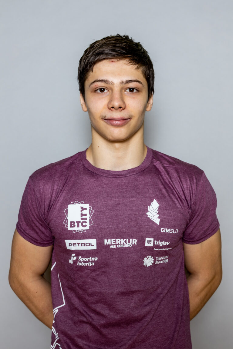 Anže Hribar