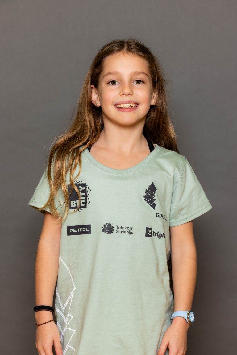 Neli Dobrecović Mohar